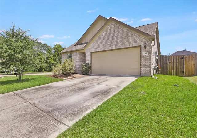 Photo 2 of Single family home for sale at 17834 Typhoon Way, Crosby, TX 77532 | MLS# 8538880 | Listing updated on 2026-08-05