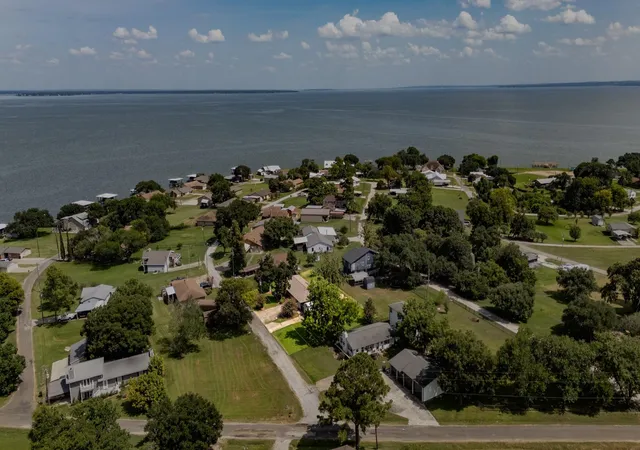 Photo 3 of Single family home for sale at 30 Terrace Dr, Point Blank, TX 77364 | MLS# 10575405 | Listing updated on 2026-08-25