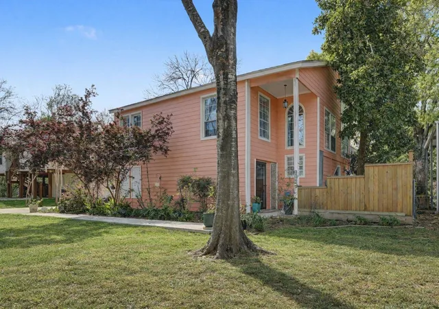 Homes for sale in Kemah, TX | 2205 Mission St, Kemah, TX 77565 | MLS# 39444705