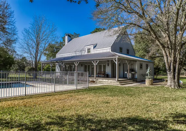 2nd image of 1585 Round Top Rd, Round Top, TX 78954 | MLS# 5196705