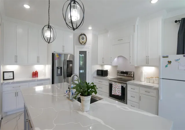 Photo 2 of Single family home for sale at 416 Road 5703, Cleveland, TX 77327 | MLS# 15321004 | Listing updated on 2026-05-26