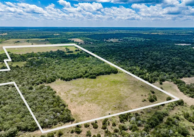 Homes for sale in Flatonia, TX | 13 Armstrong Rd, Flatonia, TX 78941 | MLS# 75592718