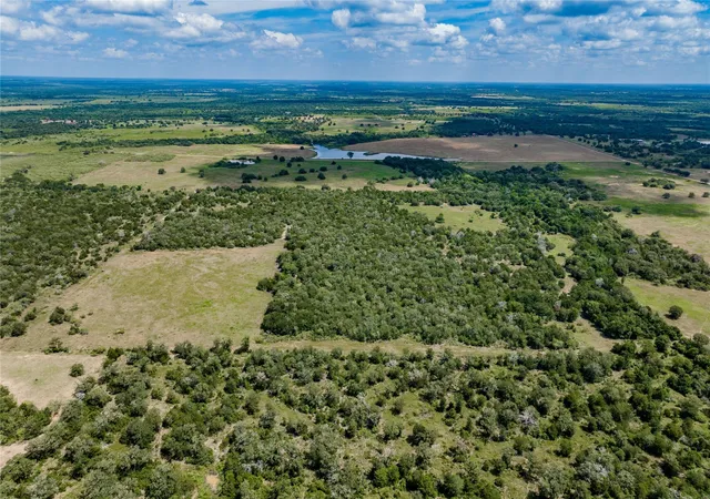 Homes for sale in Flatonia, TX | 13 Armstrong Rd, Flatonia, TX 78941 | MLS# 75592718