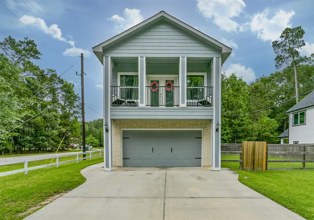 1st image of 725 Magnolia Point Dr, Huffman, TX 77336 | MLS# 82670481