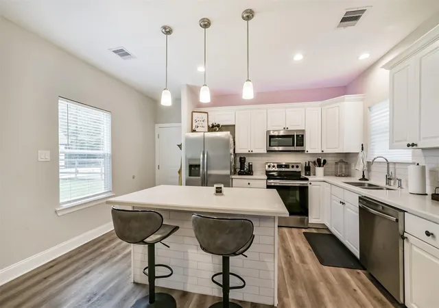 5th image of 725 Magnolia Point Dr, Huffman, TX 77336 | MLS# 82670481