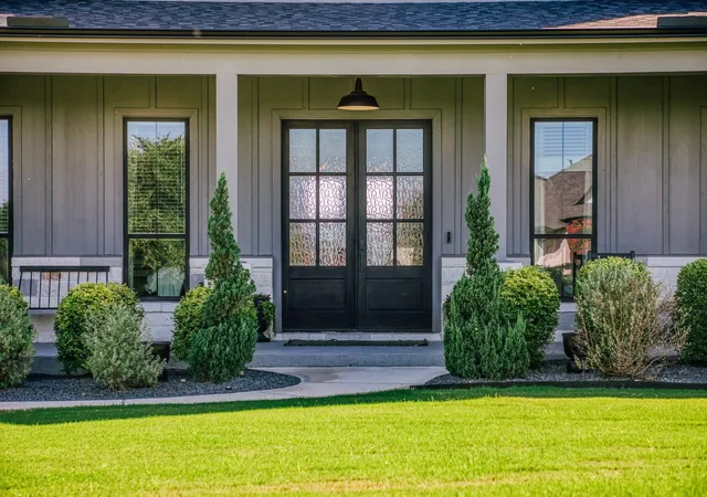 Photo 3 of Single family home for sale at 1064 Chapel View Ln, Chappell Hill, TX 77426 | MLS# 11874563 | Listing updated on 2026-07-23