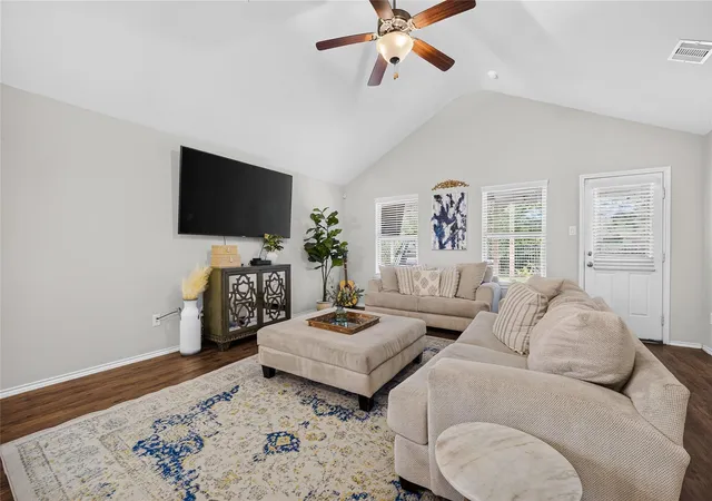 Photo 4 of Sale Pending at 5411 Briarstone Ridge Ln, Spring, TX 77389 | MLS# 55161848 | Listing updated on 2026-09-11