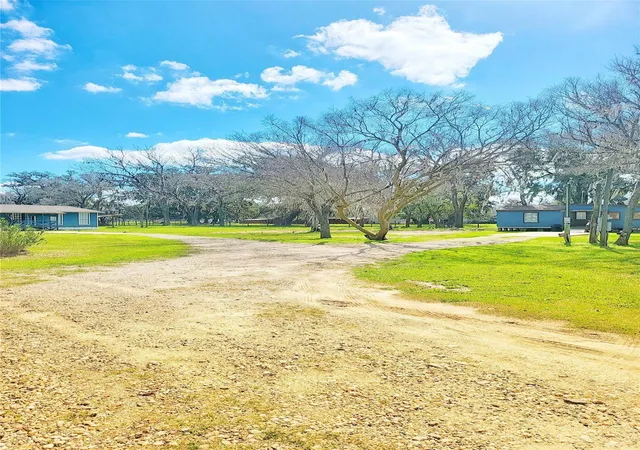 24th image of 3588 County Road 344, Brazoria, TX 77422 | MLS# 21661372