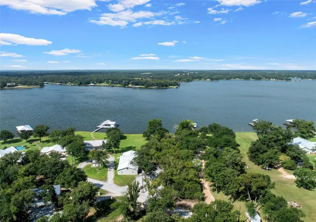 1st image of 20253 Lakeshore Dr, Thornton, TX 76687 | MLS# 12980157
