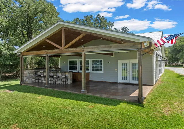 Photo 3 of Sale Pending at 20253 Lakeshore Dr, Thornton, TX 76687 | MLS# 12980157 | Listing updated on 2026-10-06