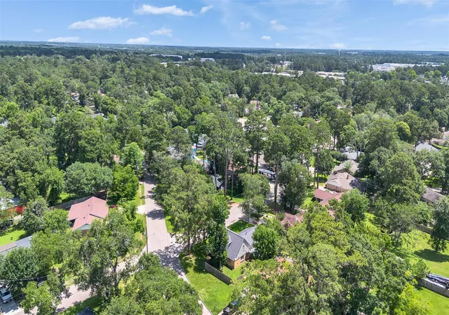Photo 4 of Single family home for sale at 405 Billie Bess Ln, Conroe, TX 77301 | MLS# 51951859 | Listing updated on 2026-08-22