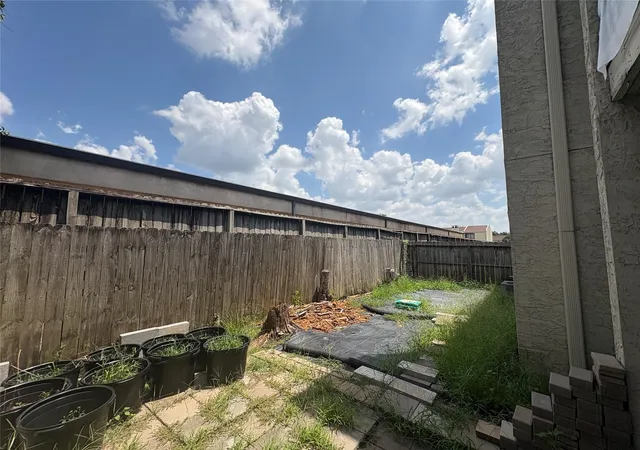 2nd image of 10075 Westpark Dr, Houston, TX 77042
