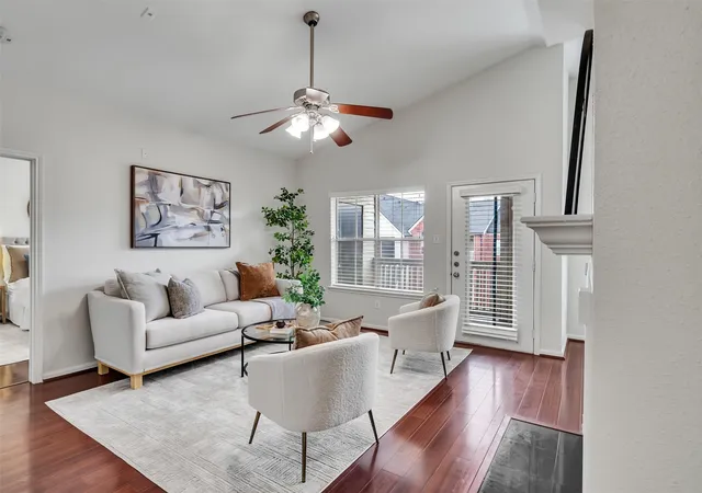 Photo 4 of Condo for sale at 1330 Old Spanish Trl #6301, Houston, TX 77054 | MLS# 14736391 | Listing updated on 2026-09-14