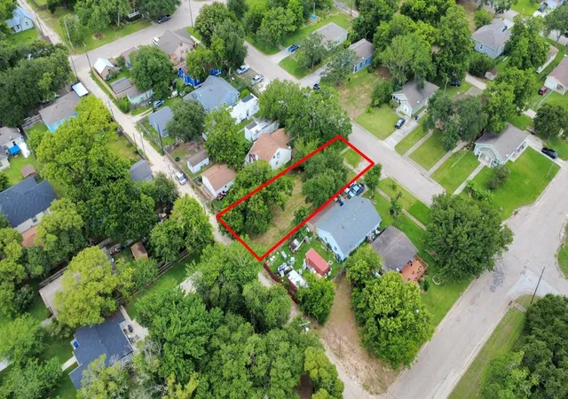 5th image of 111 6Th Ave N, Texas City, TX 77590 | MLS# 81365866