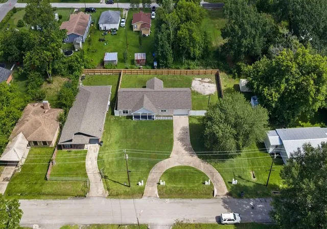 2nd image of 608 Hoo Hoo Ave, Lufkin, TX 75904 | MLS# 46583476