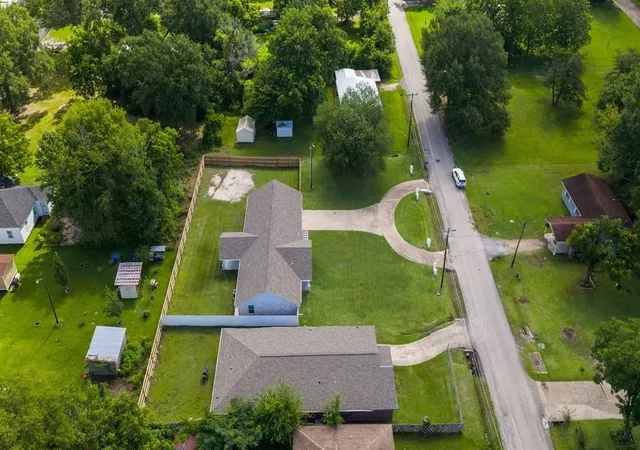 4th image of 608 Hoo Hoo Ave, Lufkin, TX 75904 | MLS# 46583476