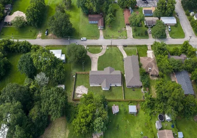 5th image of 608 Hoo Hoo Ave, Lufkin, TX 75904 | MLS# 46583476