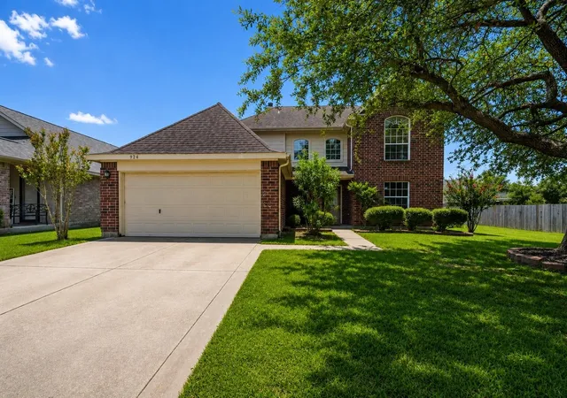 Photo 1 of Single family home for sale at 924 Chad Ln, Baytown, TX 77521 | MLS# 87159090 | Listing updated on 2026-09-14
