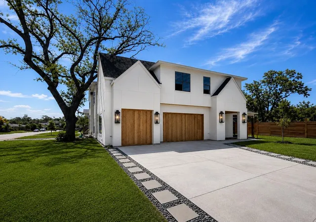 Photo 2 of Mansion for sale at 1237 Althea Dr, Houston, TX 77018 | MLS# 21132557 | Listing updated on 2026-09-26