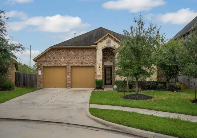 Photo 1 of Single family home for sale at 13711 Contour Ct, Richmond, TX 77407 | MLS# 17476220 | Listing updated on 2026-09-03