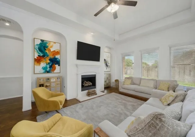 Photo 2 of Single family home for sale at 13711 Contour Ct, Richmond, TX 77407 | MLS# 17476220 | Listing updated on 2026-09-03