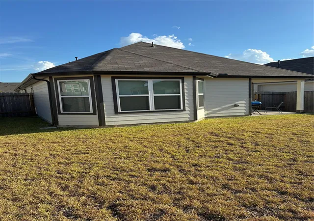 3rd image of 304 Caribou Ct, Huntsville, TX 77320 | MLS# 31594381