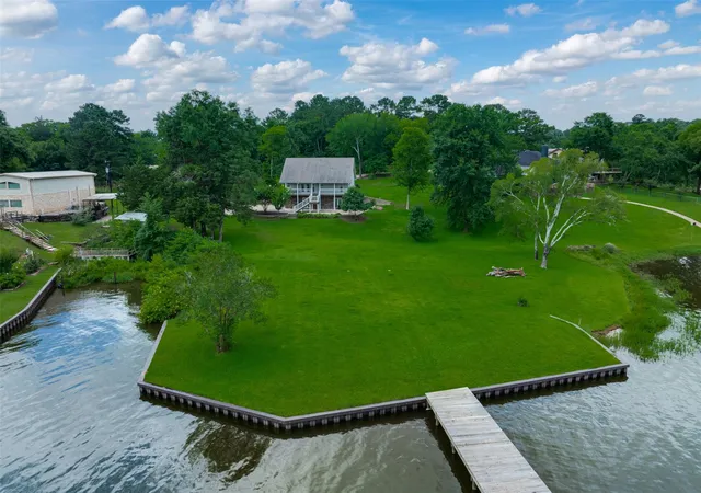 Homes for sale in Bullard, TX | 170 County Road 3515, Bullard, TX 75757 | MLS# 45642304