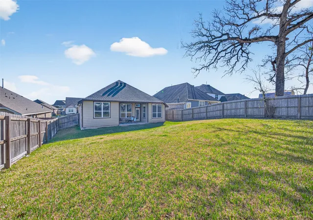 Homes for sale in Brenham, TX | 917 Farm Path, Brenham, TX 77833 | MLS# 85168406