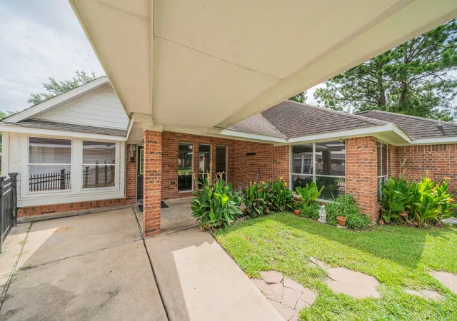Photo 3 of Single family home for sale at 17307 Celeste River Ct, Houston, TX 77095 | MLS# 39199828 | Listing updated on 2026-08-19