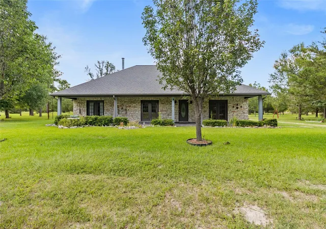 2nd image of 289 William Thomas Rd, Huntsville, TX 77320 | MLS# 57506064