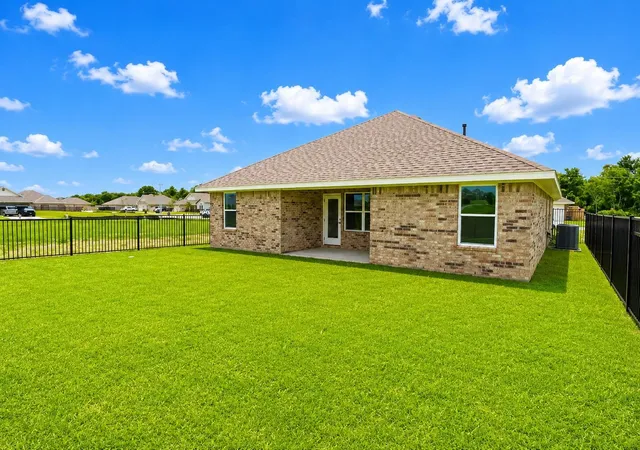 Homes for sale in Dayton, TX | 2152 Emerald Lake Trail, Dayton, TX 77535 | MLS# 9187419