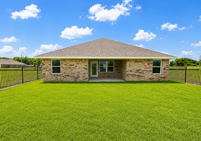 Homes for sale in Dayton, TX | 2152 Emerald Lake Trail, Dayton, TX 77535 | MLS# 9187419