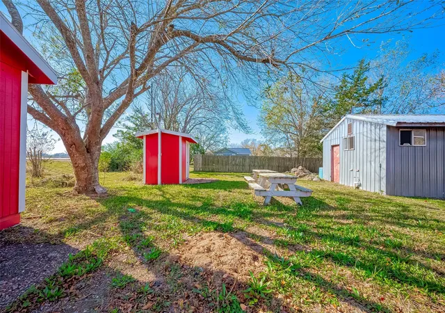 Photo 4 of Land for sale at 8912 Park St, Needville, TX 77461 | MLS# 56436948 | Listing updated on 2026-09-16