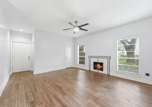 Photo 2 of Condo for sale at 9707 Richmond Ave #127, Houston, TX 77042 | MLS# 47895613 | Listing updated on 2026-09-14