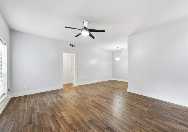 Photo 3 of Condo for sale at 9707 Richmond Ave #127, Houston, TX 77042 | MLS# 47895613 | Listing updated on 2026-09-14