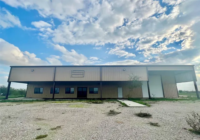 Photo 3 of Single family home for sale at 36847 0002 Richard Frey Rd Dr, Hempstead, TX 77445 | MLS# 25670729 | Listing updated on 2026-09-17