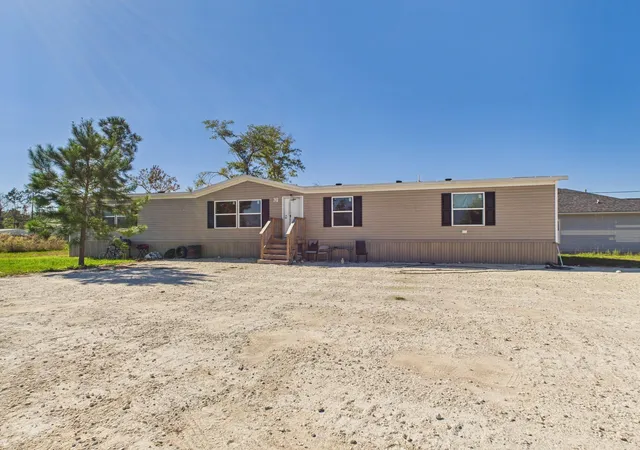 Photo 4 of Single family home for sale at 1016 Exotic Pine St, Huffman, TX 77336 | MLS# 94948794 | Listing updated on 2026-05-02