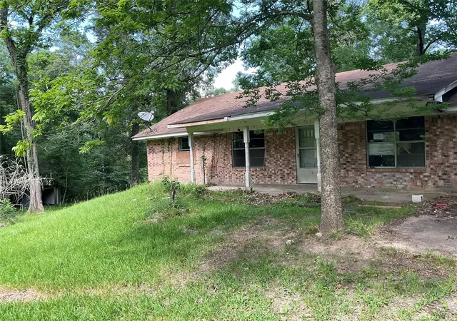 Photo 1 of Single family home for sale at 310 Howard, Point Blank, TX 77364 | MLS# 15152141 | Listing updated on 2026-08-27