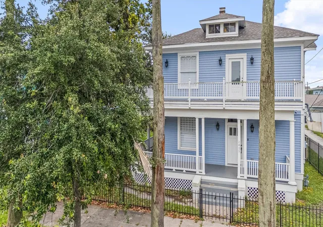 Photo 1 of Sale Pending at 2415 Ave O 1/2, Galveston, TX 77550 | MLS# 80900160 | Listing updated on 2026-09-13