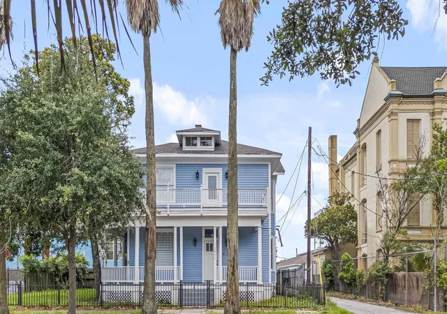 Photo 2 of Sale Pending at 2415 Ave O 1/2, Galveston, TX 77550 | MLS# 80900160 | Listing updated on 2026-09-13