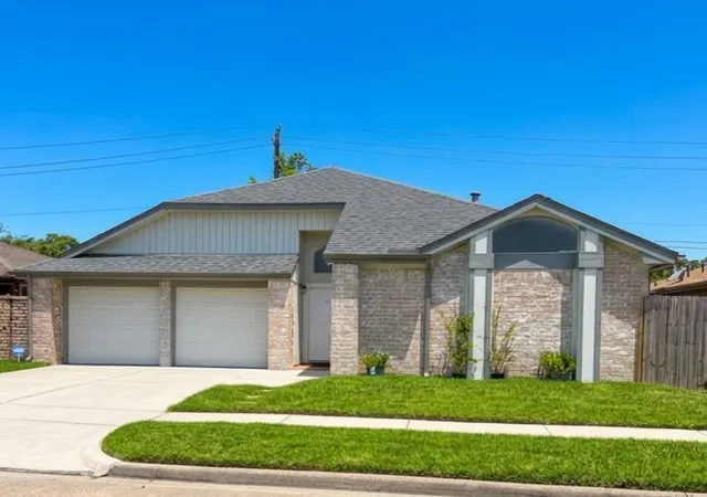 1st image of 7810 Poitiers Dr, Houston, TX 77071 | MLS# 48862148