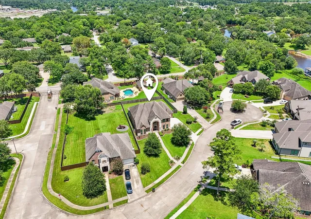 1st image of 405 Old Orchard Dr, Dickinson, TX 77539 | MLS# 7830469