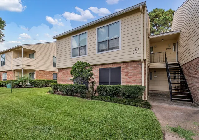 Photo 2 of Condo for sale at 14555 Wunderlich Dr #2901, Houston, TX 77069 | MLS# 33041807 | Listing updated on 2026-08-19