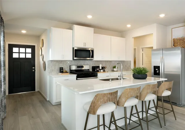 Photo 3 of Sale Pending at 407 Sunrise Ranch Dr, Montgomery, TX 77316 | MLS# 81801341 | Listing updated on 2026-09-02