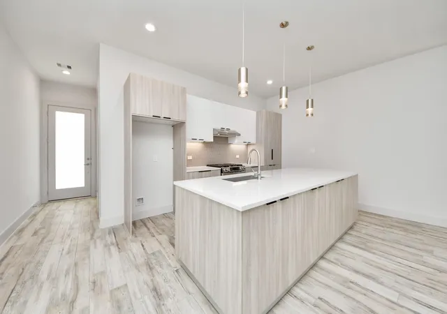 Photo 3 of Single family home for sale at 4022 Boho Ln, Houston, TX 77045 | MLS# 65434364 | Listing updated on 2026-09-16