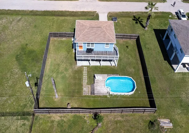 Photo 2 of Single family home for sale at 16619 Mansvelt Rd, Galveston, TX 77554 | MLS# 23184431 | Listing updated on 2026-08-31