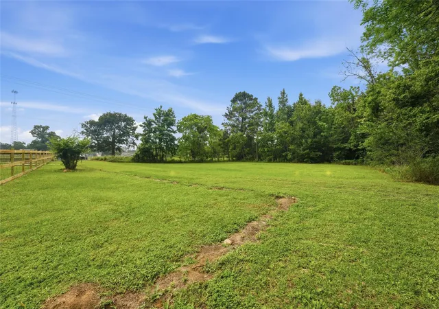 3rd image of 11596 Browdertraylor Rd, Conroe, TX 77303 | MLS# 10519869