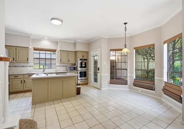 5th image of 3019 Emerald Grove Dr, Kingwood, TX 77345 | MLS# 90210642