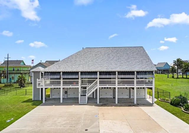 Photo 2 of Single family home for sale at 2372 Sand Bar Ln, Port Bolivar, TX 77650 | MLS# 33339309 | Listing updated on 2026-08-22