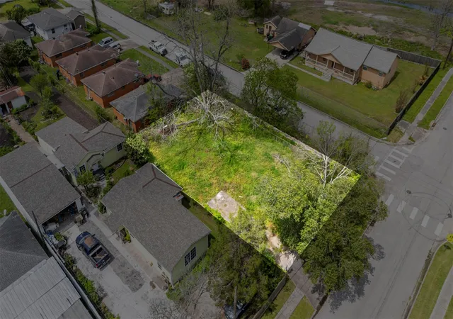1st image of 4921 Wipprecht St, Houston, TX 77026 | MLS# 58060430